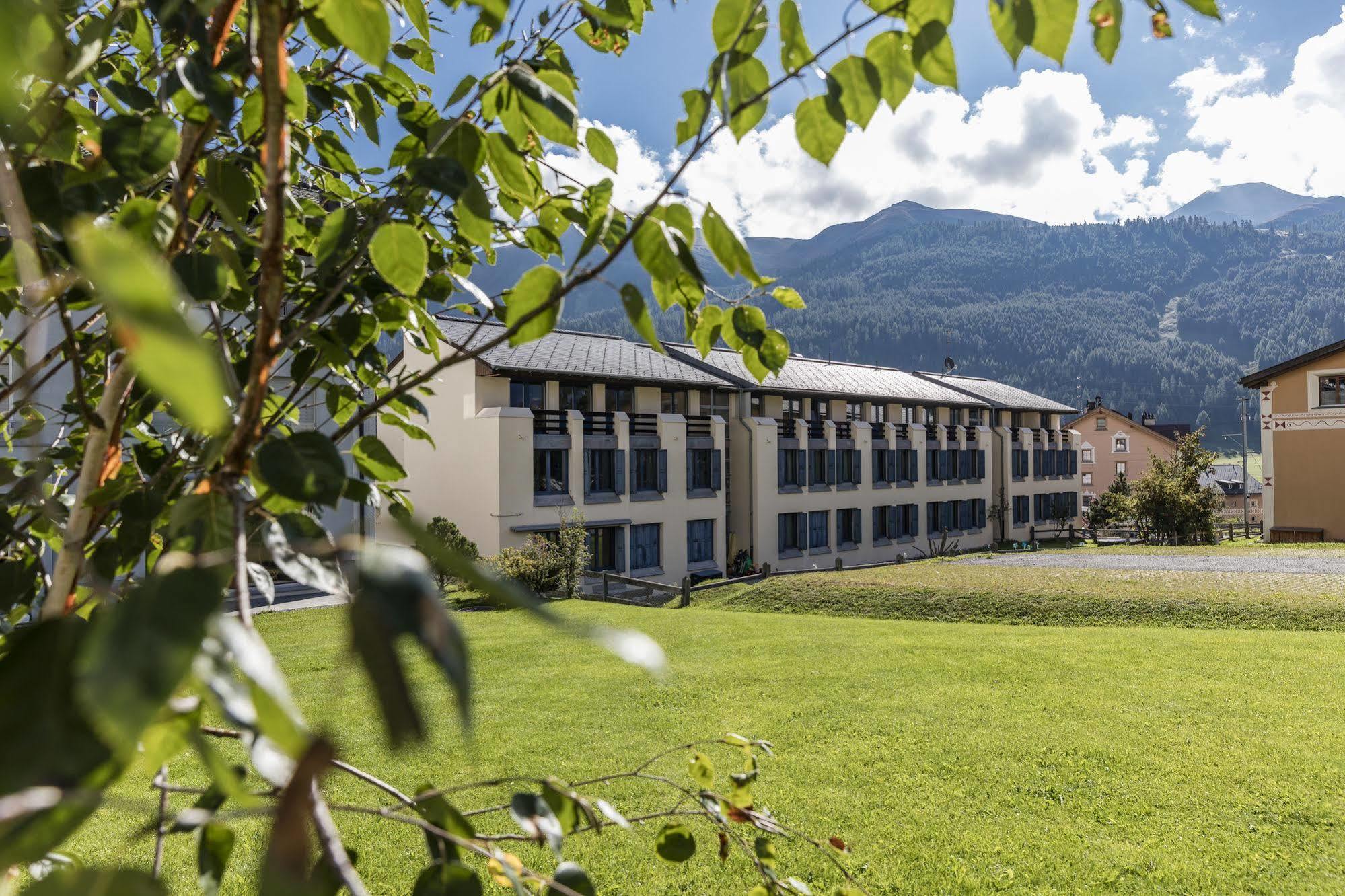 Hotel Gästehaus Convict Zuoz Exterior foto